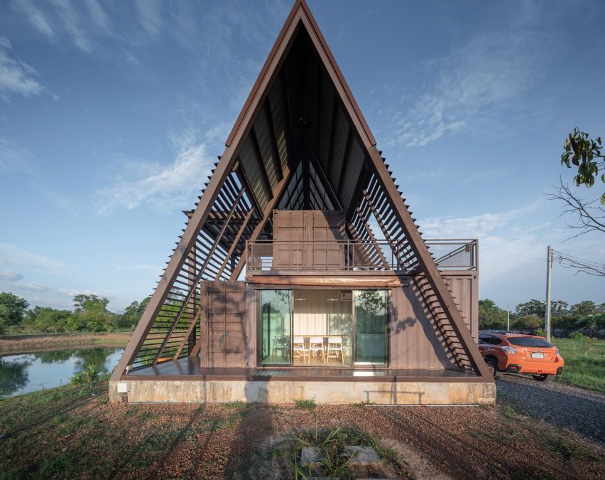 Tung Jai Ork Baab stacks shipping containers to create holiday home in Thailand