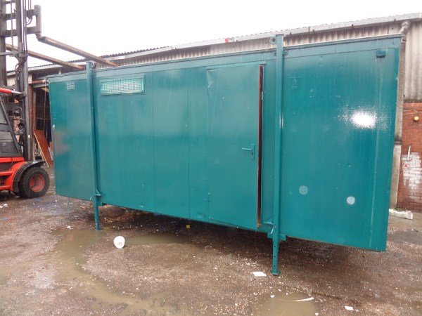Plastisol 4+1 Toilet Block