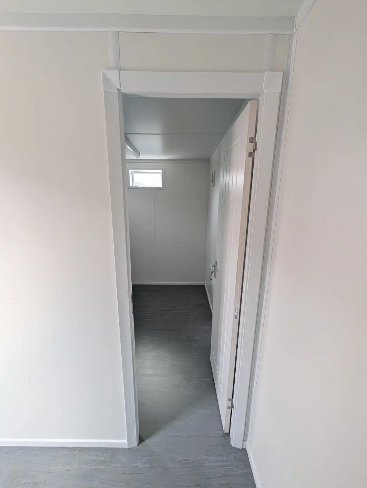 Canteen & Drying Room-20ft x 8ft -Used - Image 8